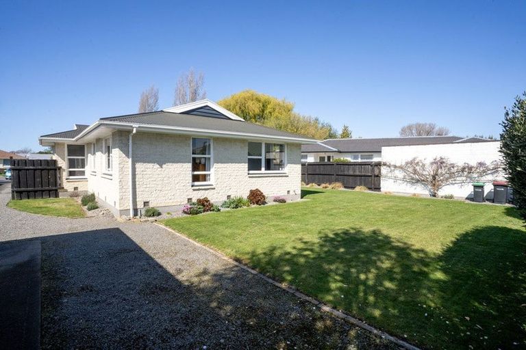 Photo of property in 6 Meldrum Place, Bishopdale, Christchurch, 8051