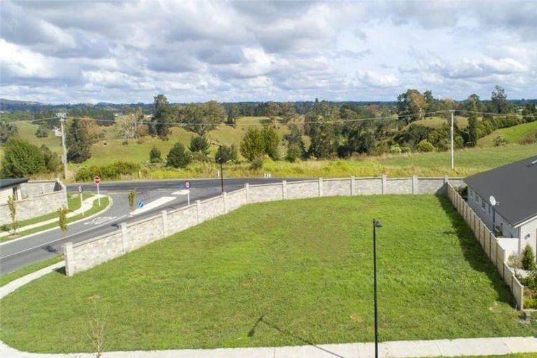 Photo of property in 1 Goodwin Crescent, Pyes Pa, Tauranga, 3112