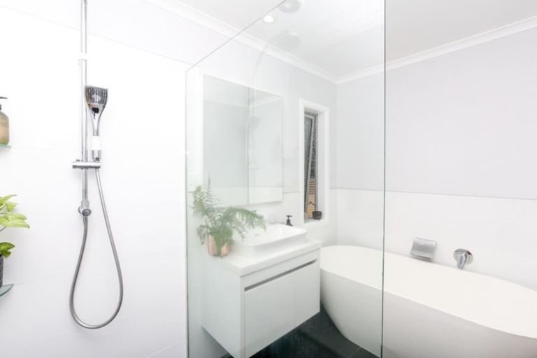 Photo of property in 73 Buller Street, New Plymouth, 4312