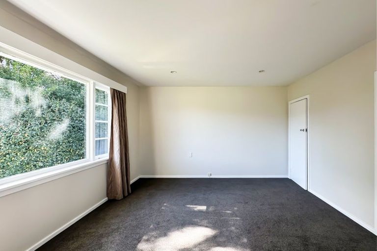 Photo of property in 6 Joyce Crescent, Ilam, Christchurch, 8041