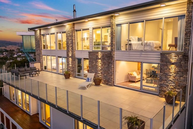 Photo of property in 22 The Anchorage, Whitby, Porirua, 5024