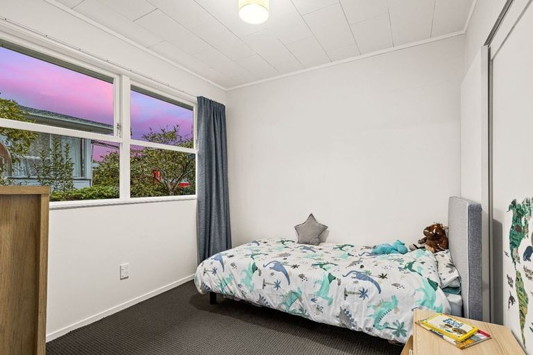 Photo of property in 7 Allington Road, Massey, Auckland, 0614