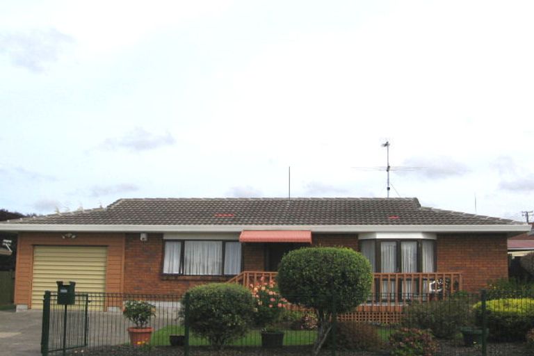 Photo of property in 78 Vintage Drive, Henderson, Auckland, 0612