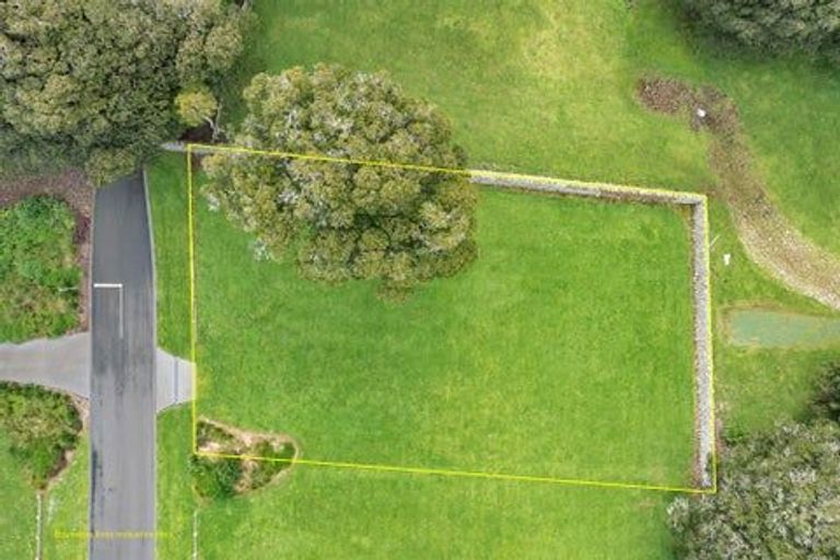 Photo of property in 29 Stoney Hill Road, Te Kamo, 0185