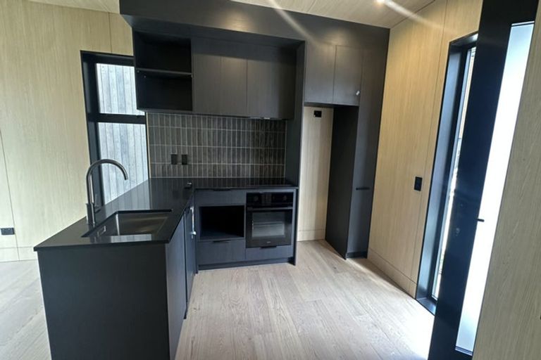 Photo of property in 7 O'meara Street, Swanson, Auckland, 0614