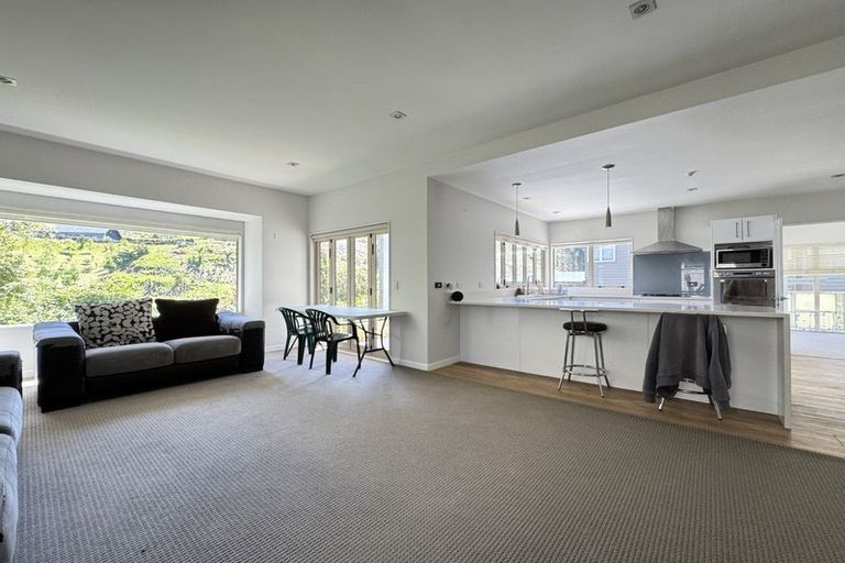 Photo of property in 43 Furlong Crescent, Churton Park, Wellington, 6037