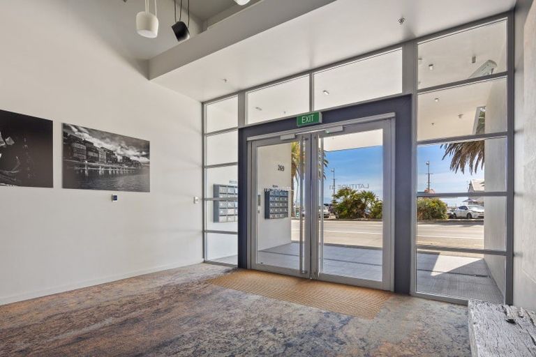 Photo of property in Latitude 41, 13/269 Wakefield Quay, Stepneyville, Nelson, 7010