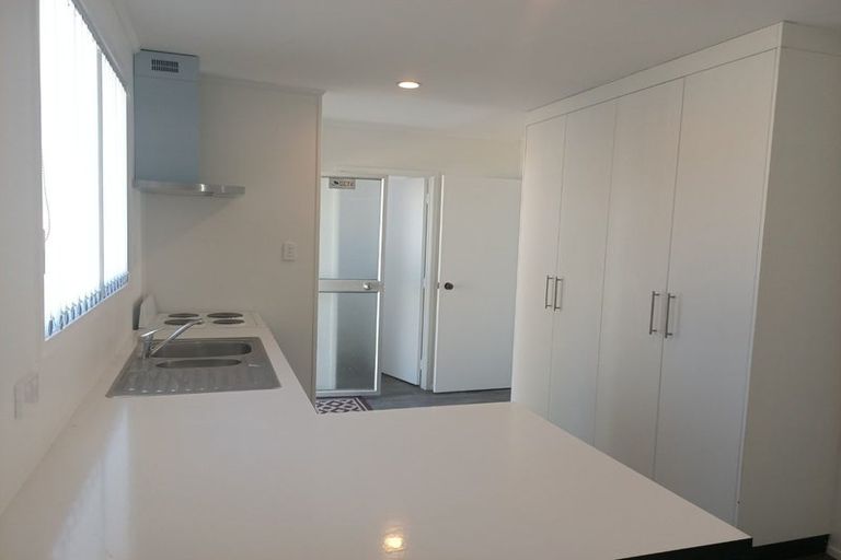 Photo of property in 14 Damson Place, Bucklands Beach, Auckland, 2012