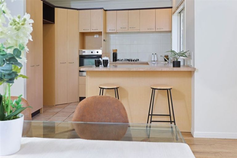 Photo of property in 6 Lantern Court, Henderson, Auckland, 0612