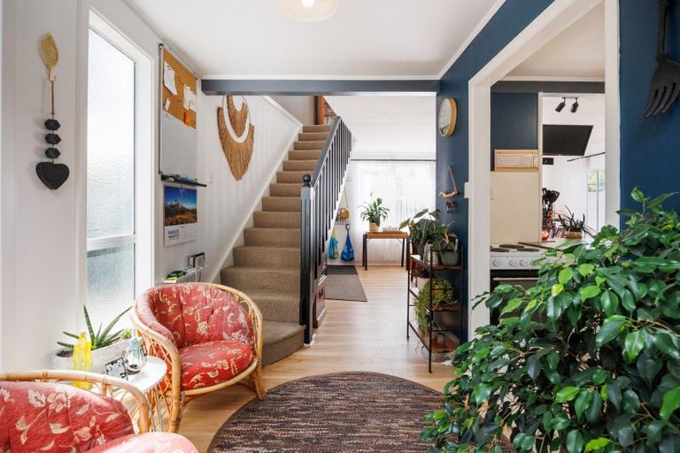 Photo of property in 39 Apollo Parade, Milson, Palmerston North, 4414