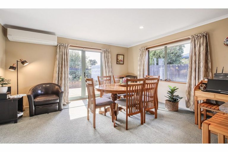 Photo of property in 7b Matson Close, Rangiora, 7400