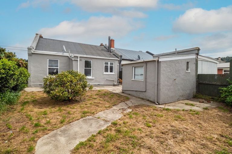 Photo of property in 61 Fitzroy Street, Caversham, Dunedin, 9012