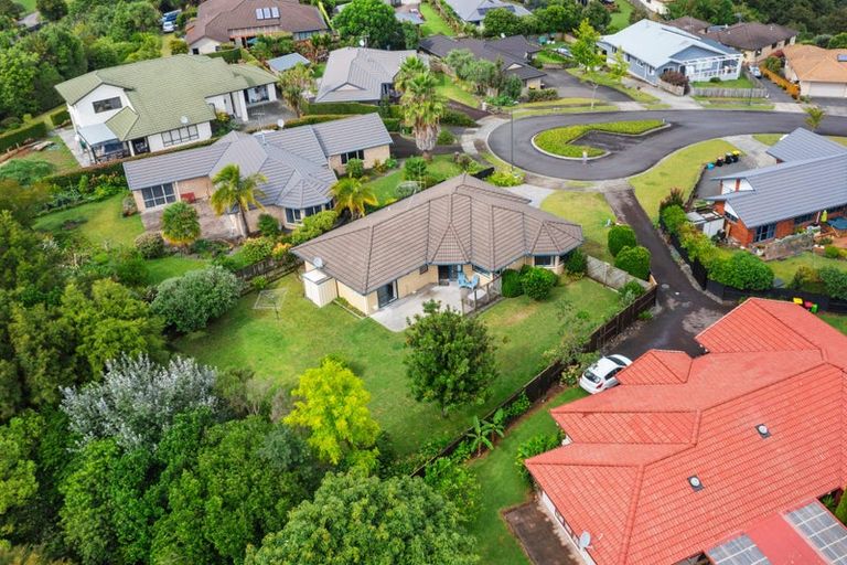 Photo of property in 27 Lysaght Place, Welcome Bay, Tauranga, 3112