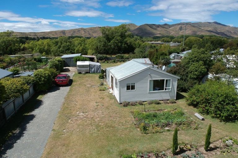 Photo of property in 52 Bledisloe Street, Kurow, 9435