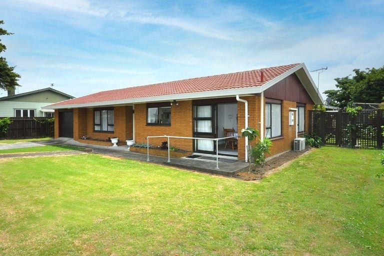 Photo of property in 88 Clevedon Road, Papakura, 2110