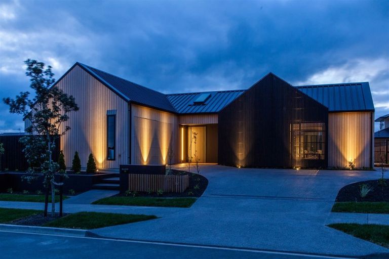 Photo of property in 12 Riverpoint Glade, Flagstaff, Hamilton, 3210