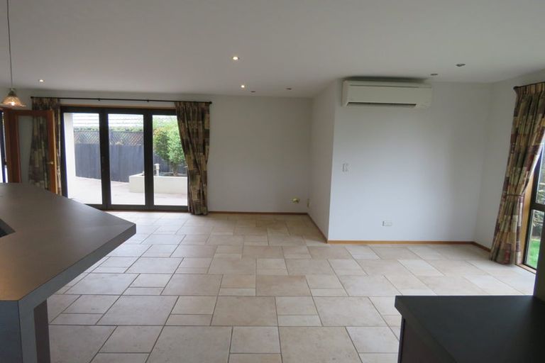 Photo of property in 183 Withells Road, Avonhead, Christchurch, 8042