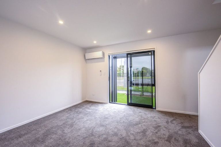 Photo of property in 10/123 Cambridge Terrace, Fairfield, Lower Hutt, 5011
