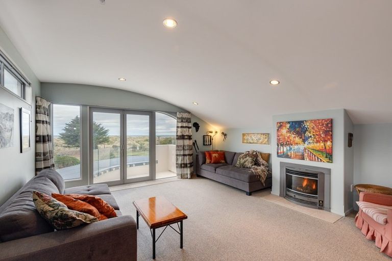 Photo of property in 378 Marine Parade, South New Brighton, Christchurch, 8062