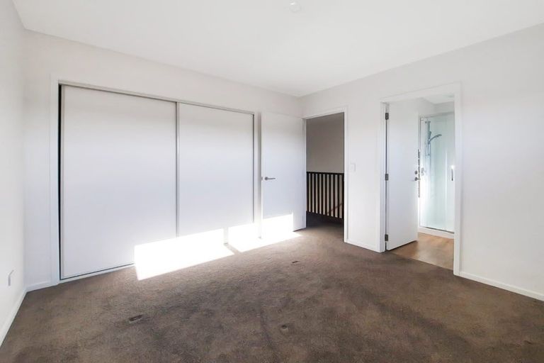 Photo of property in 5/45 Division Street, Riccarton, Christchurch, 8041
