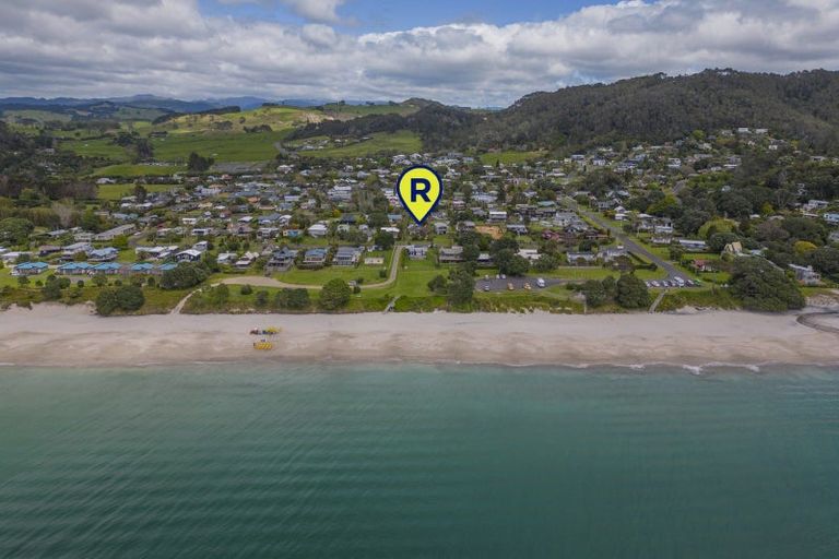 Photo of property in 12 Harsant Avenue, Hahei, Whitianga, 3591