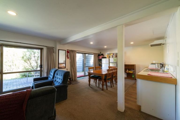 Photo of property in 6a Williams Street, Sunshine Bay, Queenstown, 9300