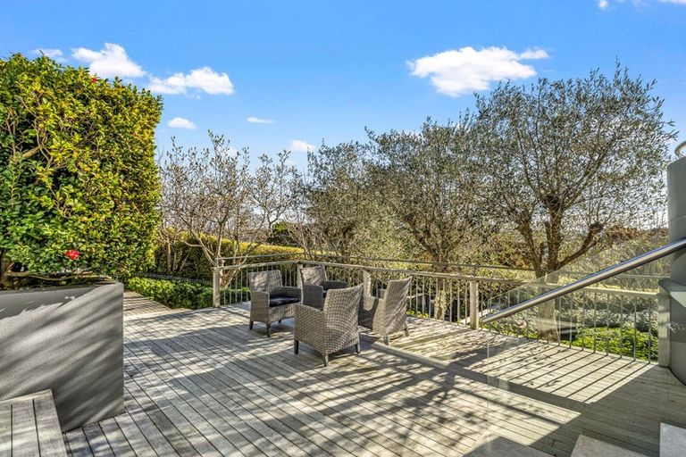 Photo of property in 891 Cashmere Road, Halswell, Christchurch, 8025