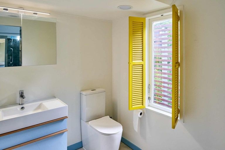 Photo of property in 59 Rama Crescent, Khandallah, Wellington, 6035