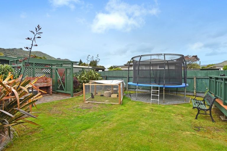 Photo of property in 7 Victoria Street, Ebdentown, Upper Hutt, 5018