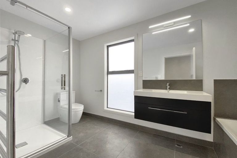 Photo of property in 5 Tokitoki Way, Kenepuru, Porirua, 5022