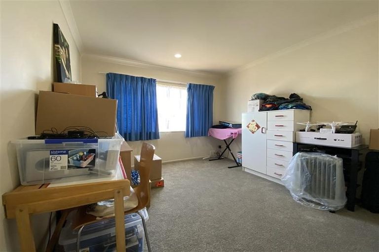 Photo of property in 2 Duntrune Road, Flat Bush, Auckland, 2016