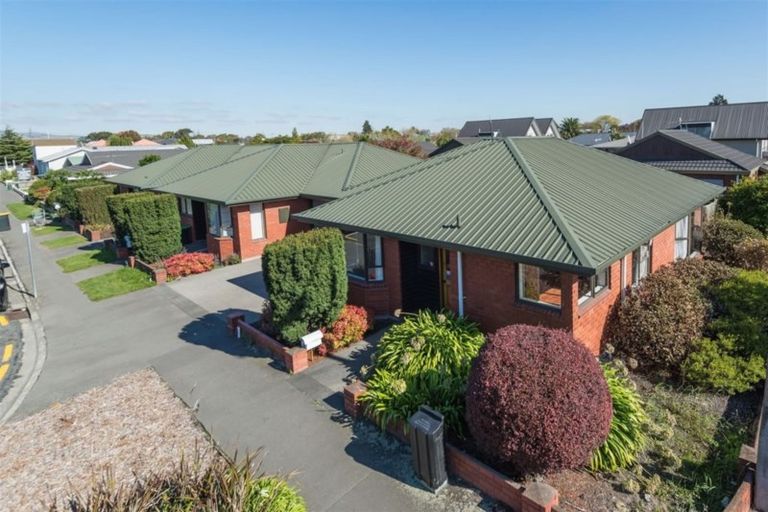 Photo of property in 69 Division Street, Riccarton, Christchurch, 8041