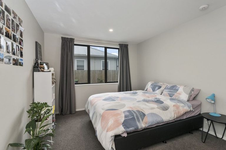 Photo of property in 2/422 Barbadoes Street, Edgeware, Christchurch, 8013