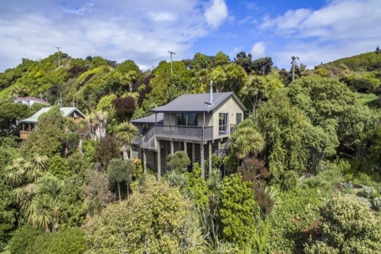 Photo of property in 704 Gore Bay Road, Gore Bay, Cheviot, 7383