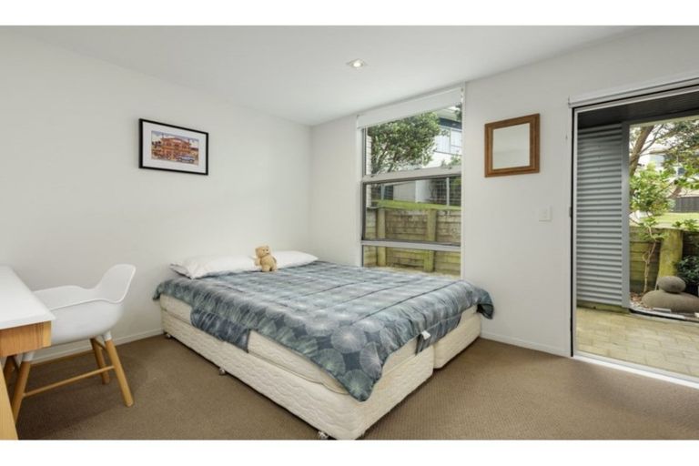 Photo of property in 1340 Papamoa Beach Road, Papamoa Beach, Papamoa, 3118