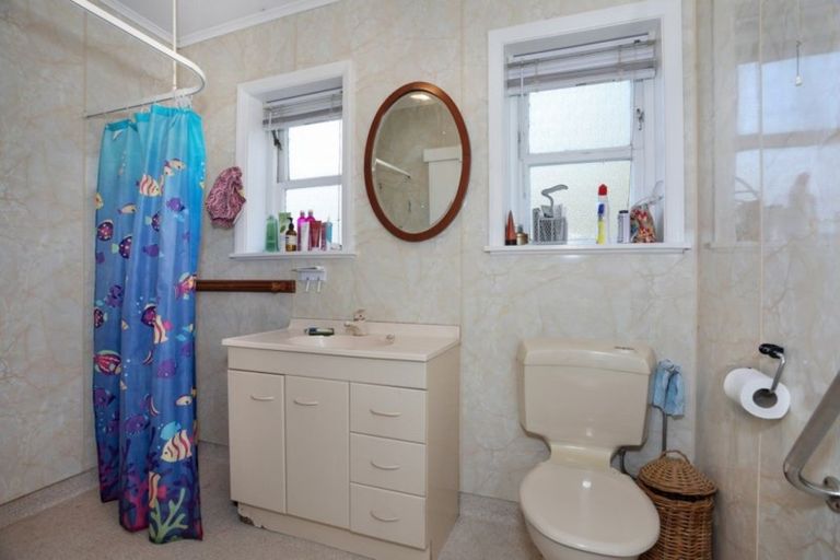 Photo of property in 36 Cuba Street, Marton, 4710