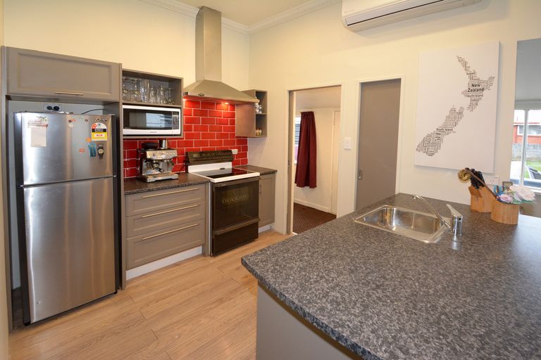 Photo of property in 202 Bay View Road, South Dunedin, Dunedin, 9012