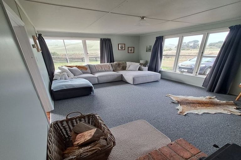 Photo of property in 423 Castle Hill Road, Alfredton, Eketahuna, 4996