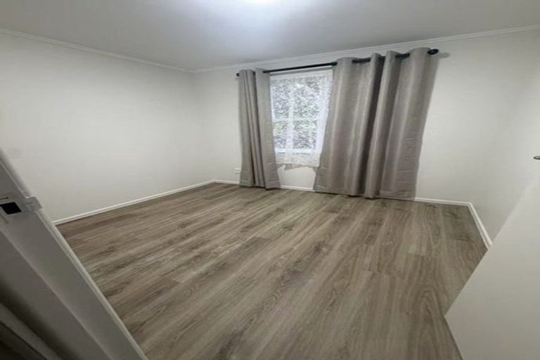 Photo of property in 26 Pinedale Place, Henderson, Auckland, 0610