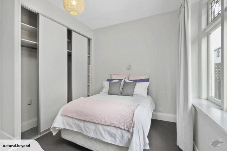 Photo of property in 1/19 Hills Road, Edgeware, Christchurch, 8013