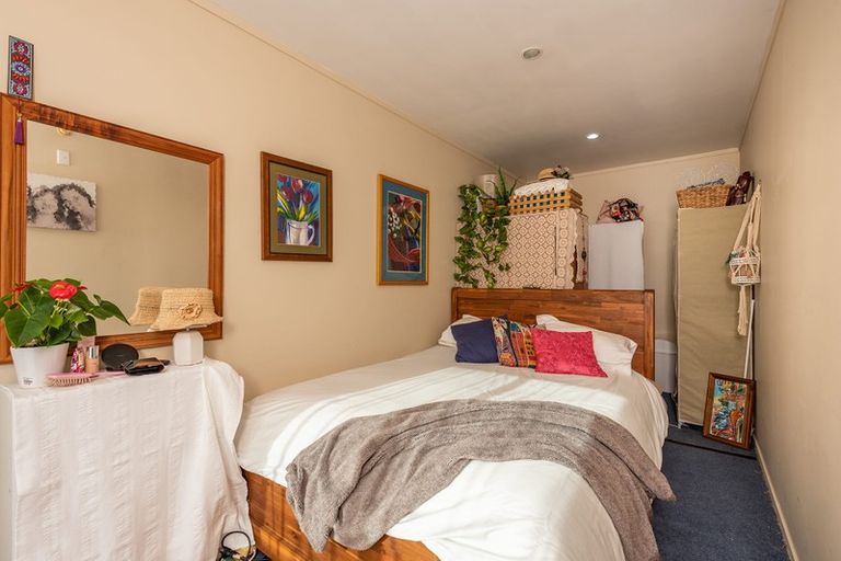 Photo of property in 59 Helston Road, Paparangi, Wellington, 6037