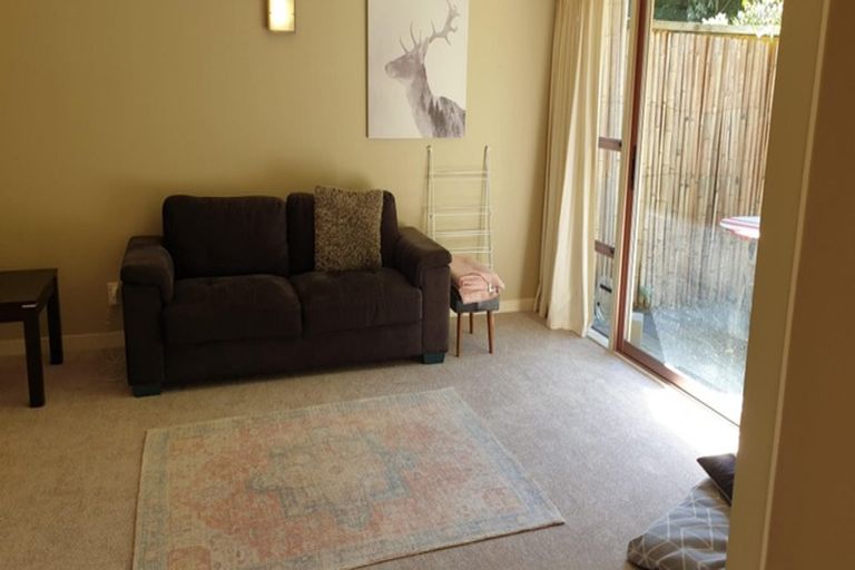 Photo of property in 3/249 Muritai Road, Eastbourne, Lower Hutt, 5013