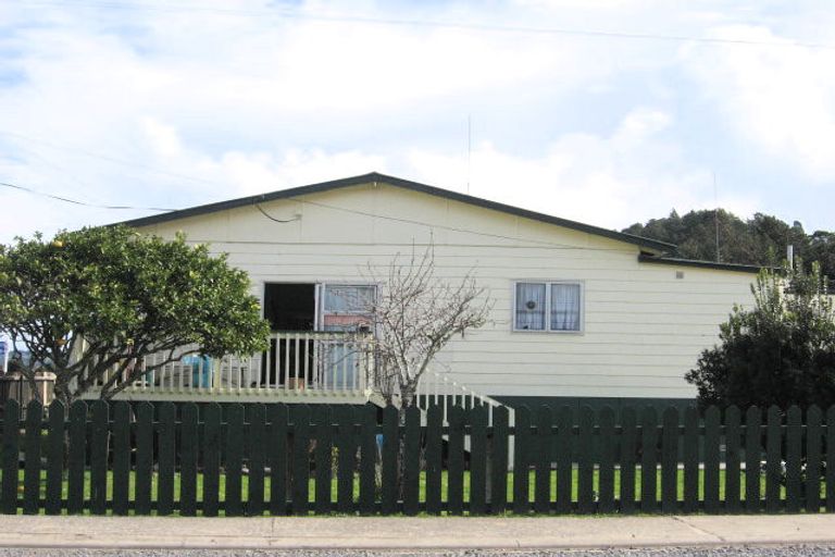 Photo of property in 29 Hauraki Road, Coromandel, 3506