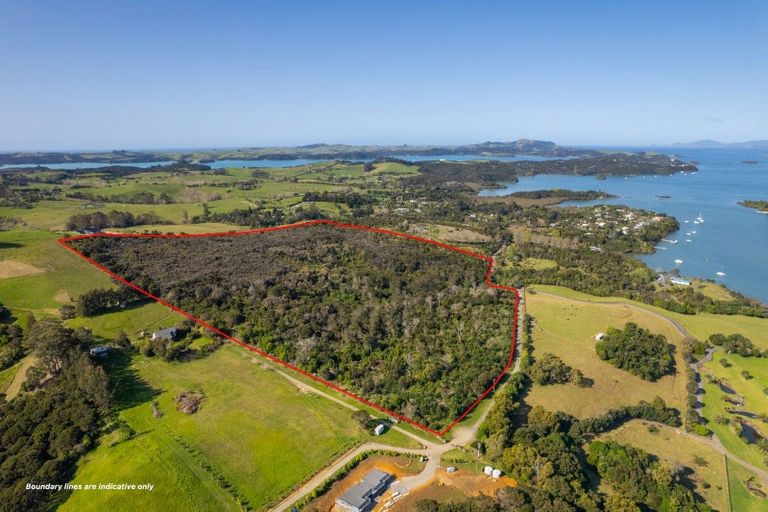 Photo of property in 27 Kurapari Road, Kerikeri, 0294