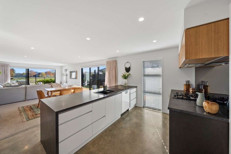Photo of property in 21 Leader Street, Marshland, Christchurch, 8083