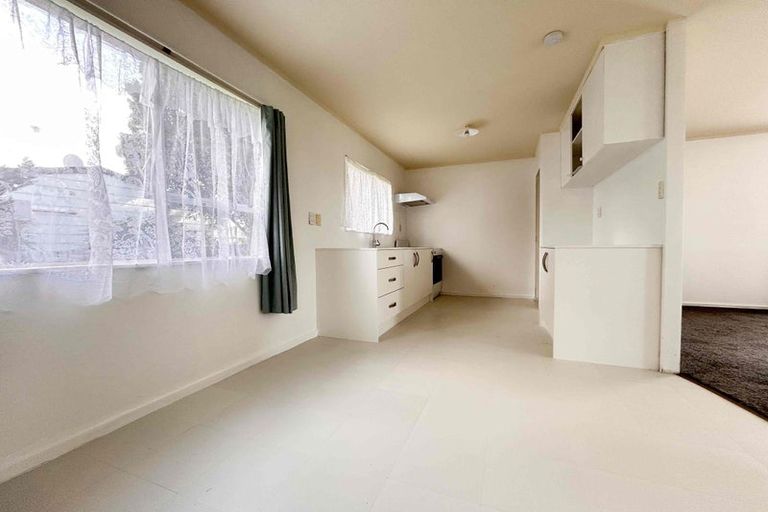 Photo of property in 21 Secretariat Place, Randwick Park, Auckland, 2105