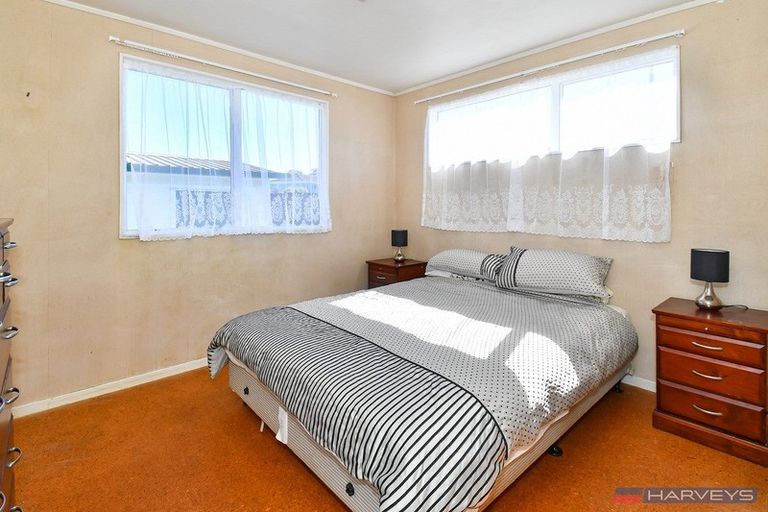 Photo of property in 2/20 Silver Creek Road, Weymouth, Auckland, 2103