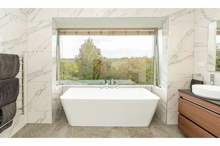 Photo of property in 198 Landing Road, Kerikeri, 0294