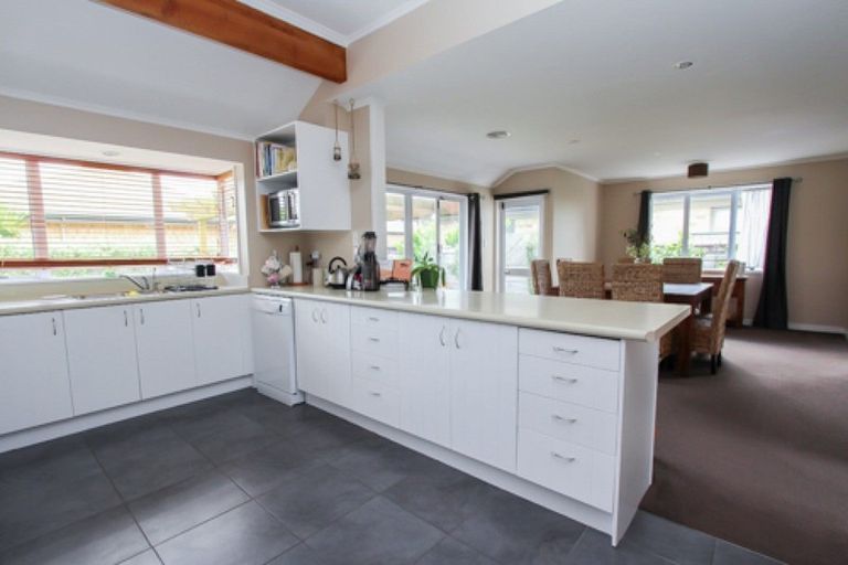 Photo of property in 20 Bolmuir Road, Forest Lake, Hamilton, 3200