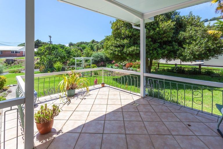 Photo of property in 12 Springfield Avenue, Ngarimu Bay, Thames, 3575